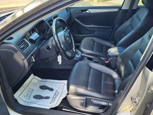 Used 2013 Volkswagen Jetta TDI FWD image 13