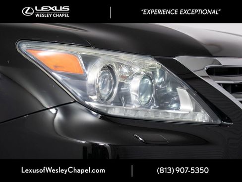 Used 2014 Lexus LX 570 4WD image 3