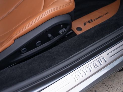 Used 2020 Ferrari F8 Tributo image 58