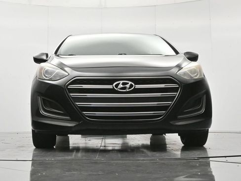 Used 2016 Hyundai Elantra GT FWD image 36