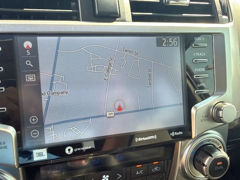 Used 2024 Toyota 4Runner Limited AWD/4WD image 29