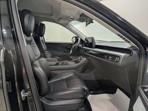 Used 2025 Lincoln Aviator Reserve w/ Equipment Group 201A image 21