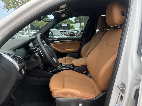 Used 2024 BMW X3 sDrive30i w/ Premium Package RWD image 16
