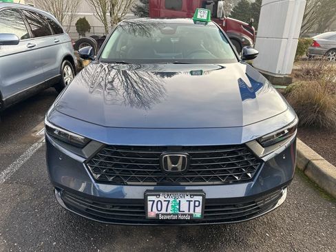 Used 2023 Honda Accord EX-L image 3
