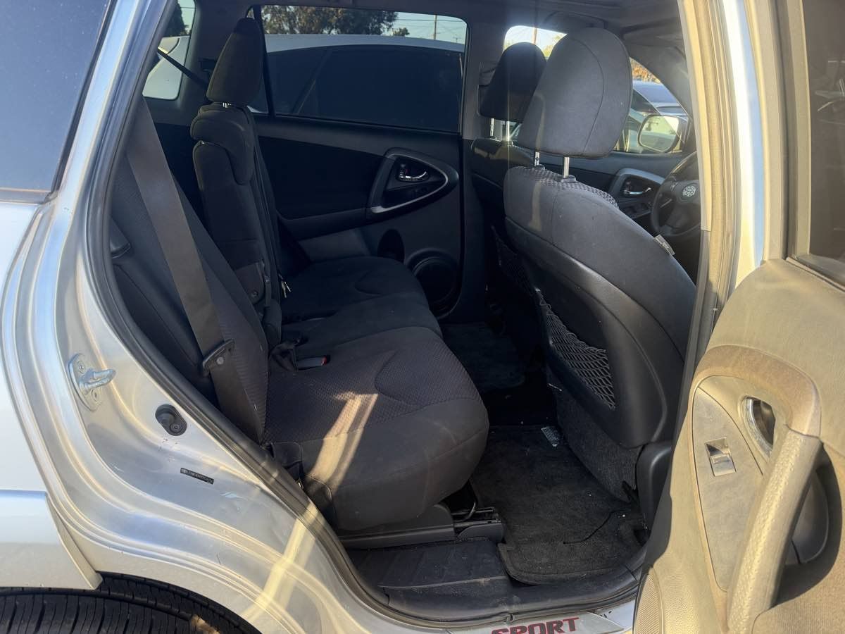 Used 2012 Toyota RAV4 Sport w/ Appearance Pkg FWD image 13