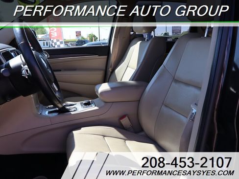 Used 2017 Jeep Grand Cherokee Limited w/ Luxury Group II AWD/4WD image 27