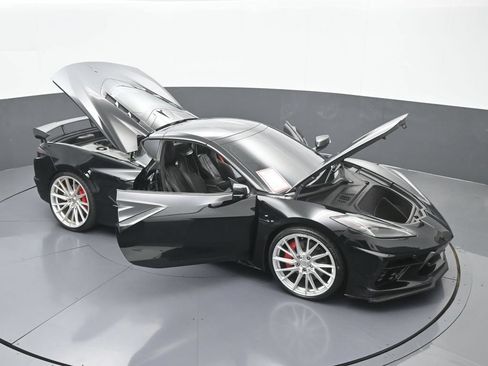 Used 2020 Chevrolet Corvette Stingray Premium Cpe w/ 3LT Preferred Equipment Group RWD image 71