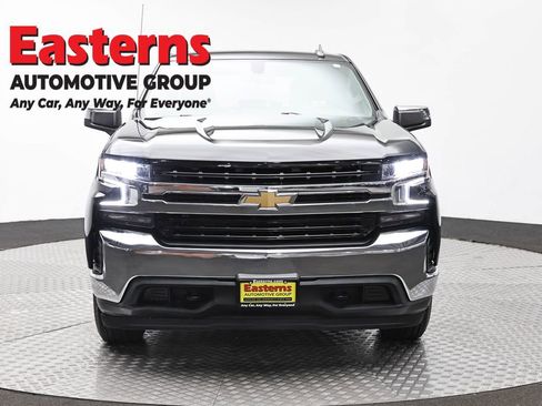 Used 2019 Chevrolet Silverado 1500 LT w/ All-Star Edition AWD/4WD image 2