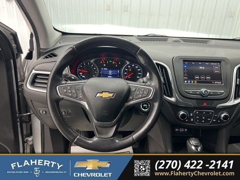 Used 2020 Chevrolet Equinox LT w/ Driver Convenience Package image 27