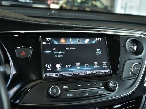 Used 2018 Buick Envision Preferred image 24