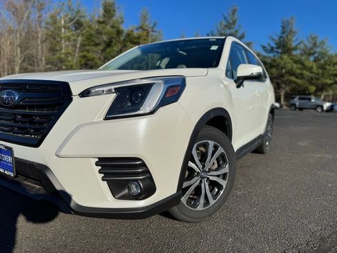 Used 2024 Subaru Forester Limited AWD/4WD image 45