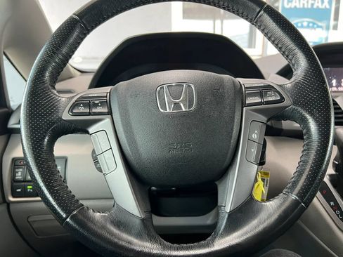 Used 2013 Honda Odyssey Touring image 17