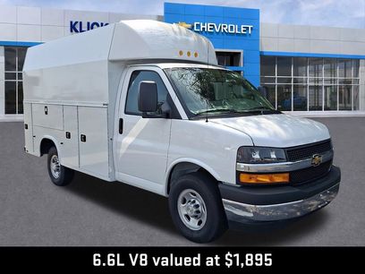New 2026 Chevrolet Express 3500 w/ Power Convenience Package
