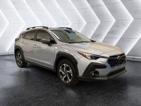 Certified 2025 Subaru Crosstrek 2.0i Premium image 1