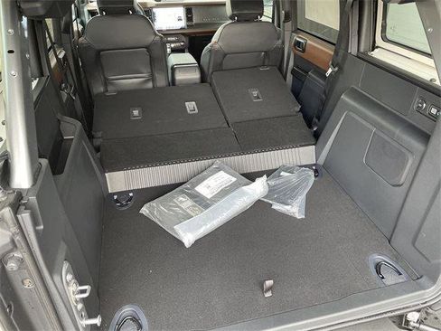 Used 2024 Ford Bronco Outer Banks w/ Sasquatch Package image 35