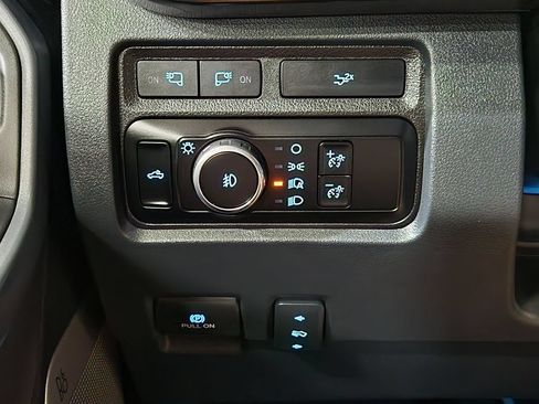 Used 2024 Ford F250 Lariat w/ Lariat Ultimate Package AWD/4WD image 44