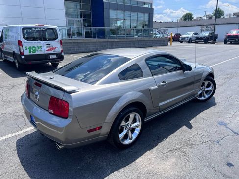 Used 2009 Ford Mustang GT RWD image 17