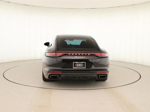 Used 2021 Porsche Panamera 4S image 5
