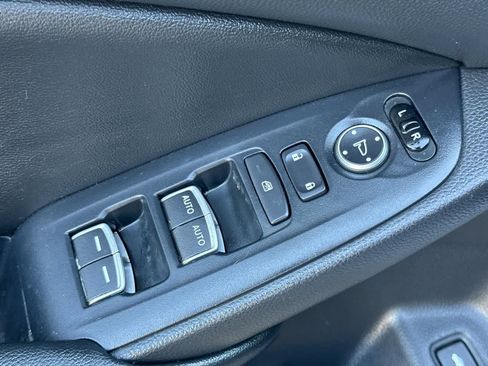 Used 2019 Honda Accord Sport image 14
