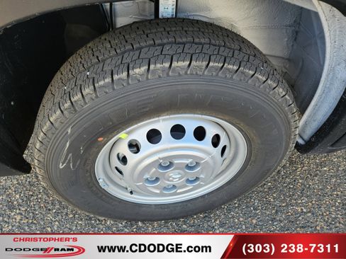 New 2026 RAM ProMaster 2500 image 9