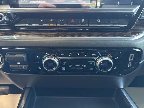 Used 2023 GMC Sierra 1500 Elevation w/ Preferred Package image 23