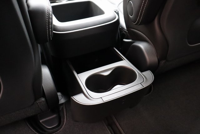 New 2026 Chrysler Pacifica Select AWD/4WD image 45