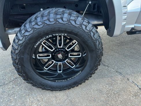 Used 2024 Ford F150 Lariat image 10