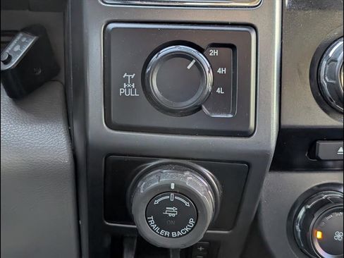 Used 2017 Ford F150 XLT w/ Equipment Group 301A Mid image 18