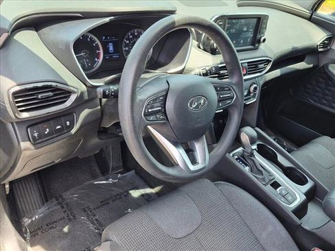 Used 2019 Hyundai Santa Fe SE FWD image 10