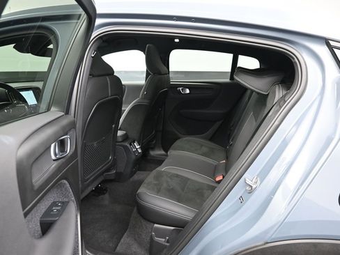 Used 2023 Volvo C40 P8 Recharge Ultimate w/ Protection Package Premier AWD/4WD image 10