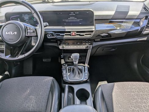 Certified 2025 Kia Seltos S AWD/4WD image 17