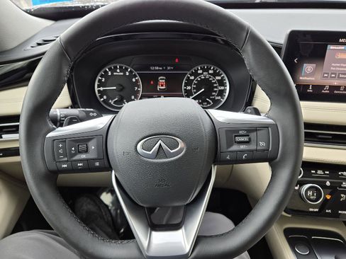 Certified 2025 INFINITI QX60 Pure image 23