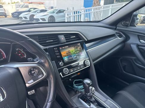Used 2020 Honda Civic Sport image 17
