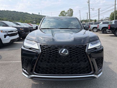 Used 2026 Lexus LX 600 F Sport w/ Accessory Package (2T) AWD/4WD image 8