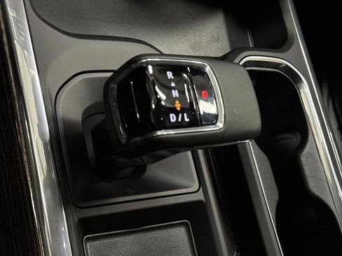 Used 2025 GMC Sierra 1500 Elevation w/ Elevation Premium Package image 22