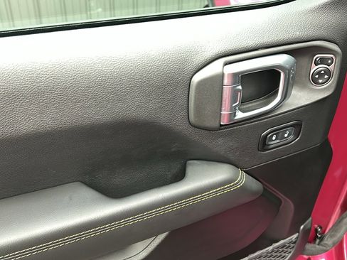 Used 2024 Jeep Wrangler Unlimited Sahara w/ Safety Group image 31