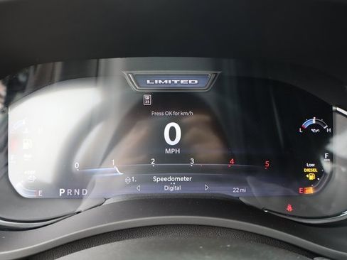 Used 2025 RAM 3500 Limited image 20