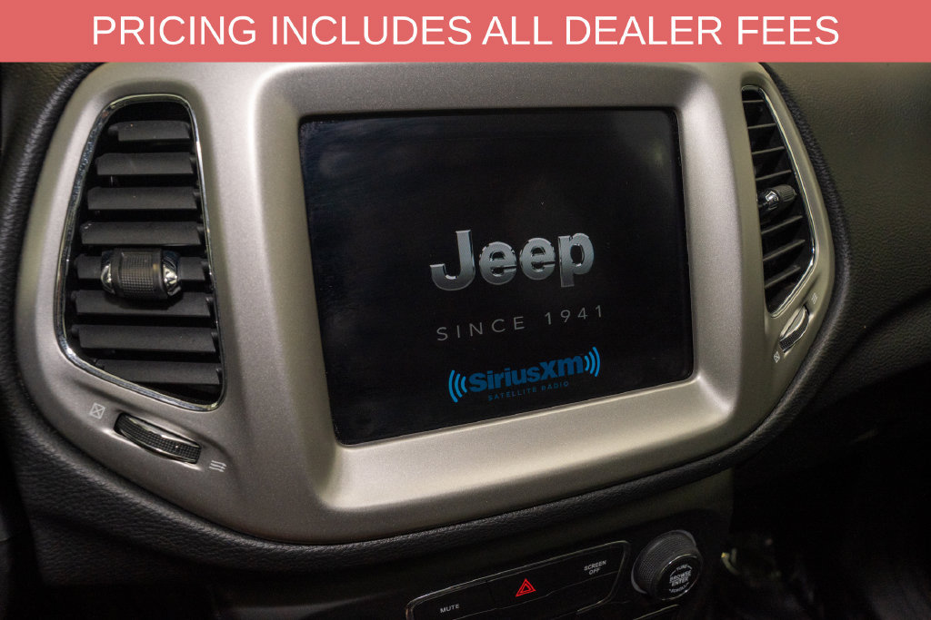 Used 2021 Jeep Compass Latitude w/ Sun and Sound Group AWD/4WD image 14
