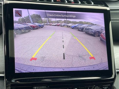 Used 2022 Jeep Grand Cherokee Overland w/ Luxury Tech Group IV image 33