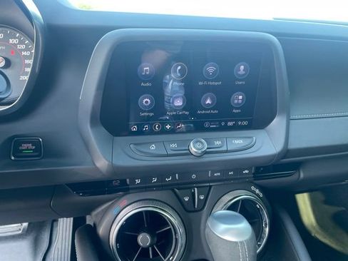 Used 2022 Chevrolet Camaro SS RWD image 9