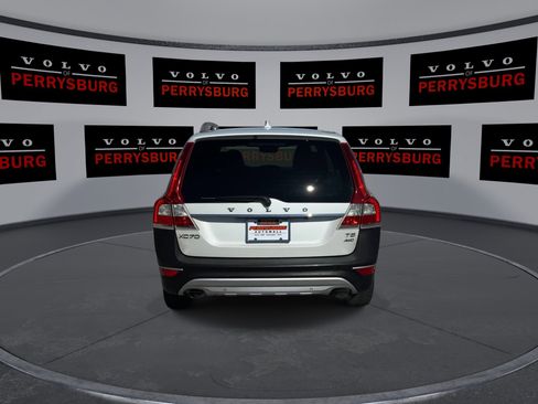 Used 2016 Volvo XC70 T5 Platinum w/ Climate Package image 7