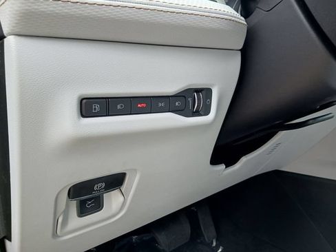New 2026 Jeep Cherokee Limited AWD/4WD image 28