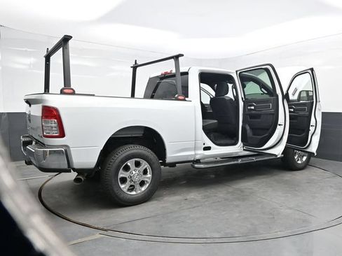 Used 2024 RAM 2500 Big Horn AWD/4WD image 56
