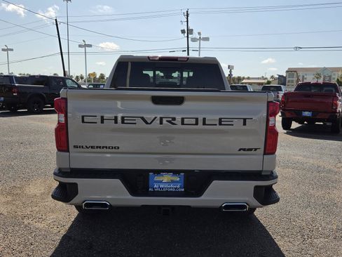 New 2026 Chevrolet Silverado 1500 RST w/ Z71 Off-Road Package AWD/4WD image 4