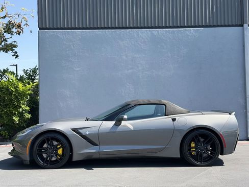Used 2016 Chevrolet Corvette Stingray Convertible w/ 2LT Preferred Equipment Group image 12