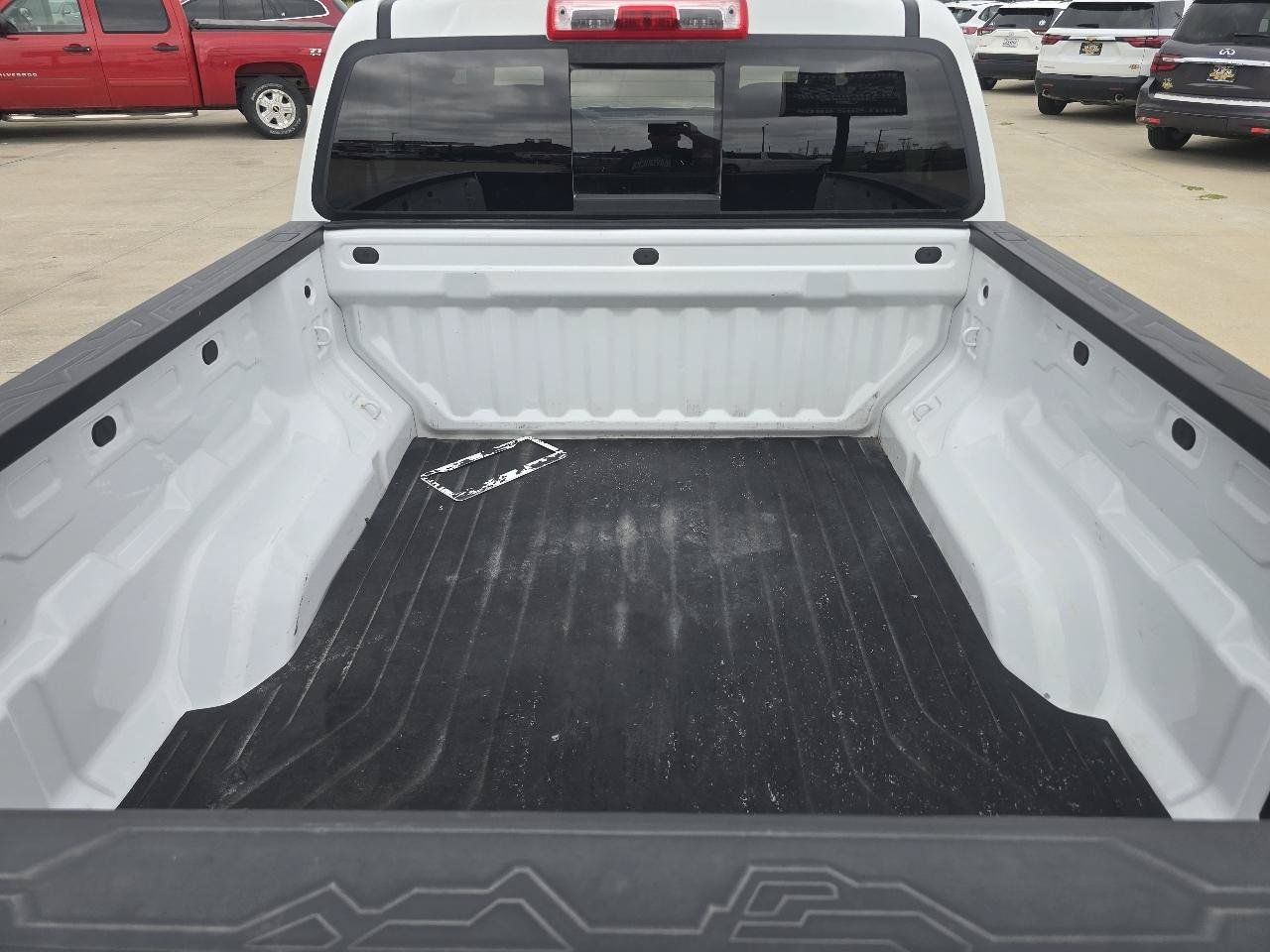 Used 2023 Chevrolet Colorado LT w/ LT Convenience Package II AWD/4WD image 5