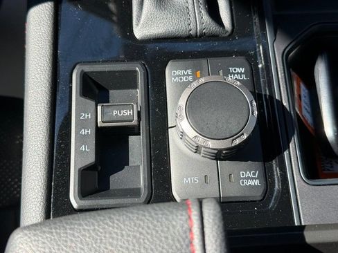 Used 2025 Toyota Tundra TRD Pro AWD/4WD image 30