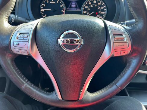 Used 2017 Nissan Altima 2.5 SV image 18