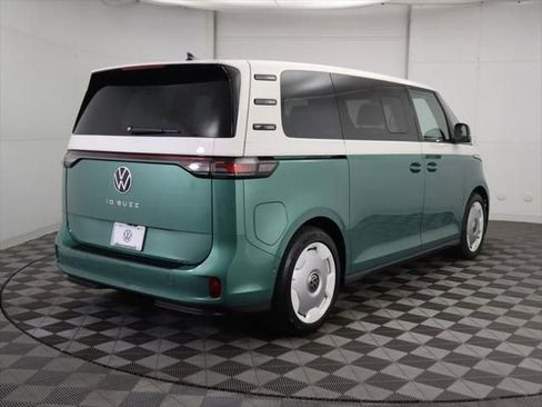 New 2025 Volkswagen ID. Buzz 1st Edition image 5