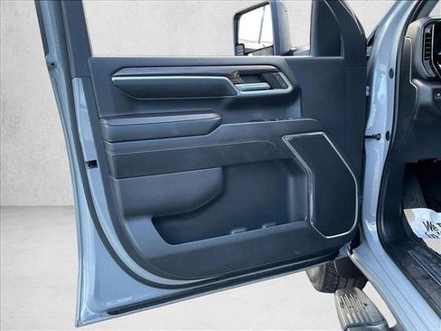 Certified 2024 Chevrolet Silverado 2500 LT w/ Convenience Package AWD/4WD image 18